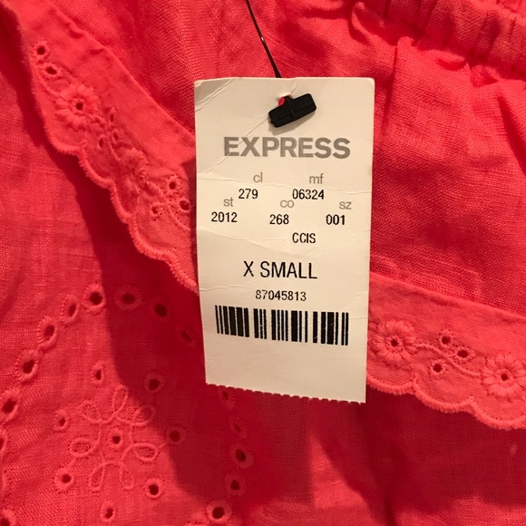 Price Firm-Express Shoulder Ruffle Top - Picture 4 of 8